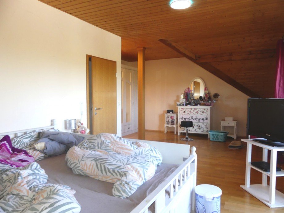 Zimmer Obergeschoss Doppelhaush�lfte Eisenberg