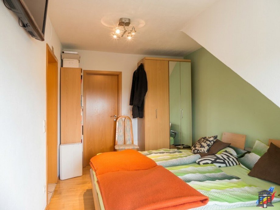 Wohnung DG Zimmer Mehrfamilienhaus Ubstadt-Weiher