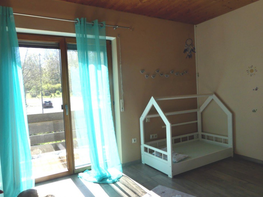 Zimmer Obergeschoss Doppelhaush�lfte Eisenberg