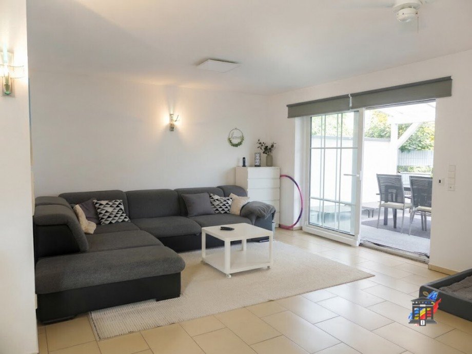 EG Wohnzimmer Doppelhaush�lfte Forst
