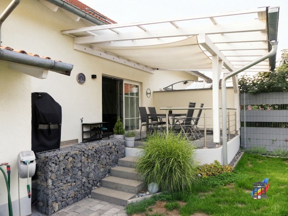 Terrasse Doppelhaush�lfte Forst