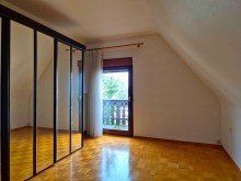 OG: Zimmer Rustikales Haus mit sehr gro�em Grundst�ck