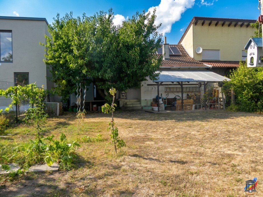 r�ckw�rtige Ansicht Haus Forst