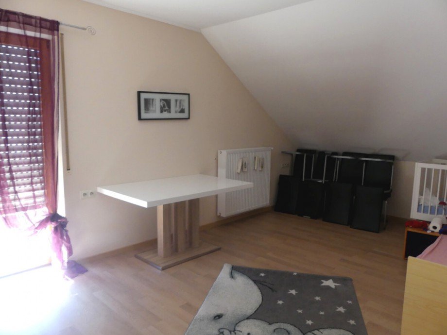 Zimmer Obergeschoss Doppelhaush�lfte Eisenberg