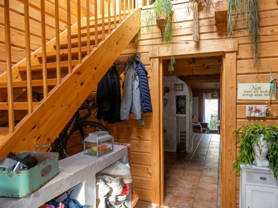 Treppe zum Obergeschoss Einfamilienhaus �stringen